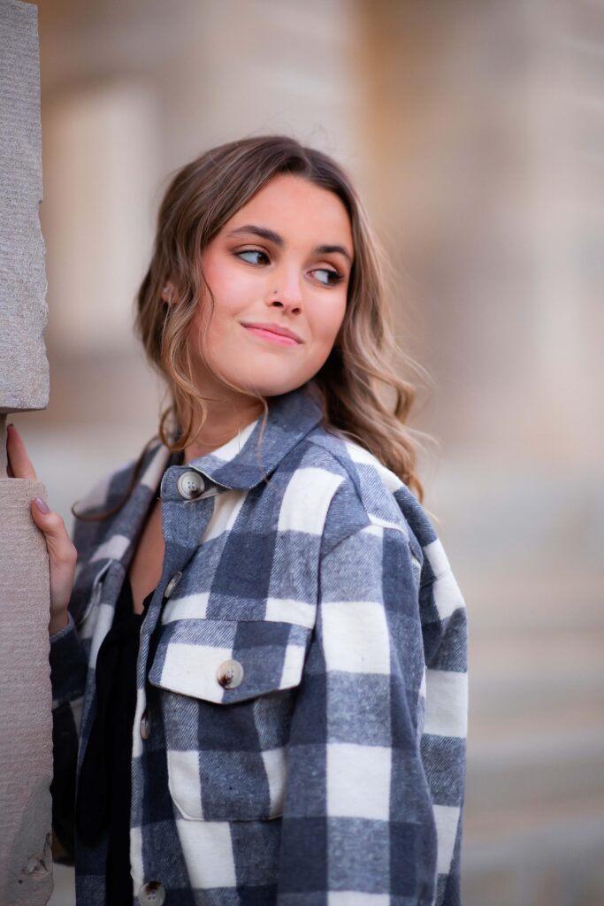 Urban Senior picture girl